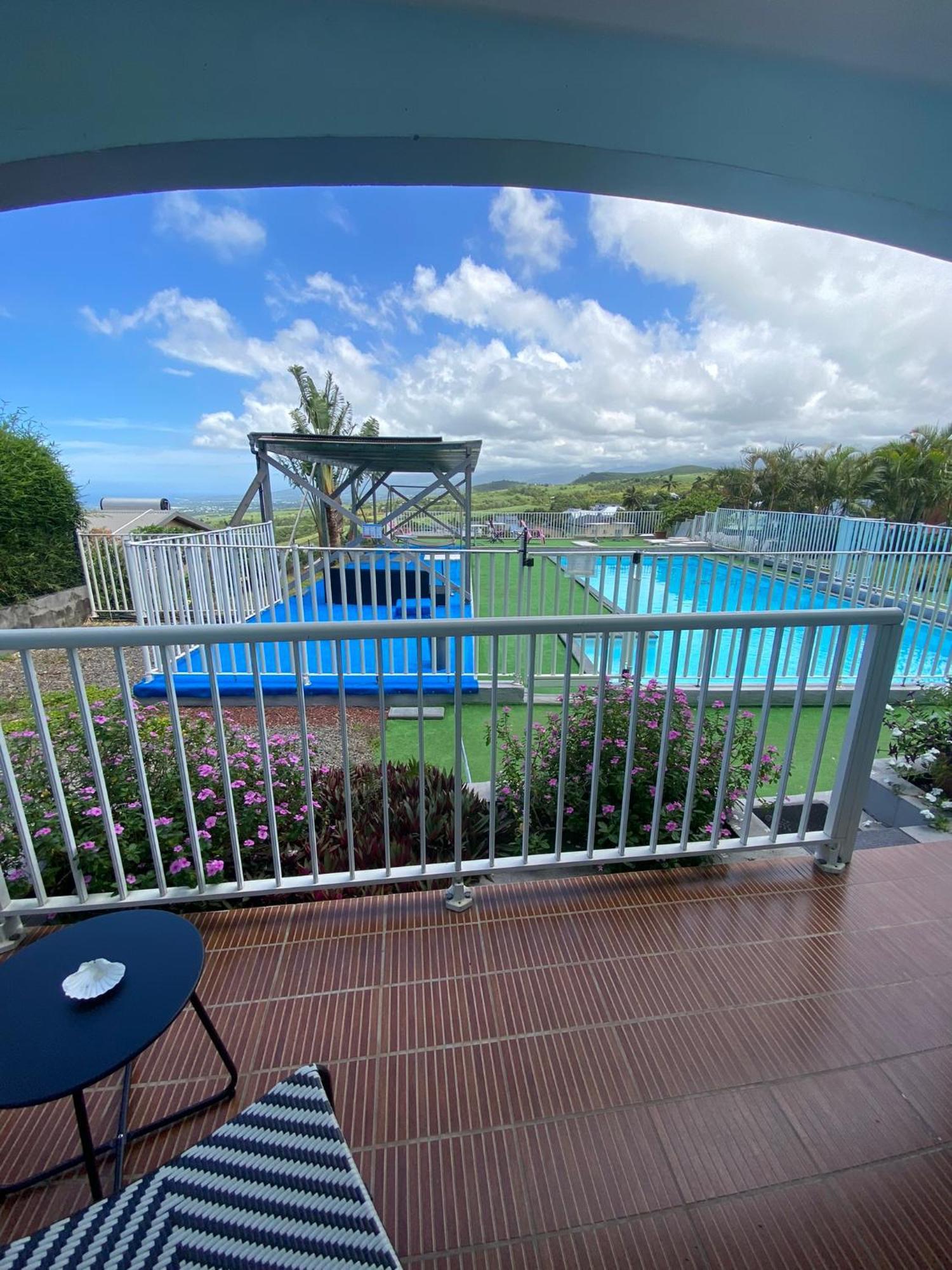 Hotel Le Soleil Couchant Saint Pierre Eksteriør bilde