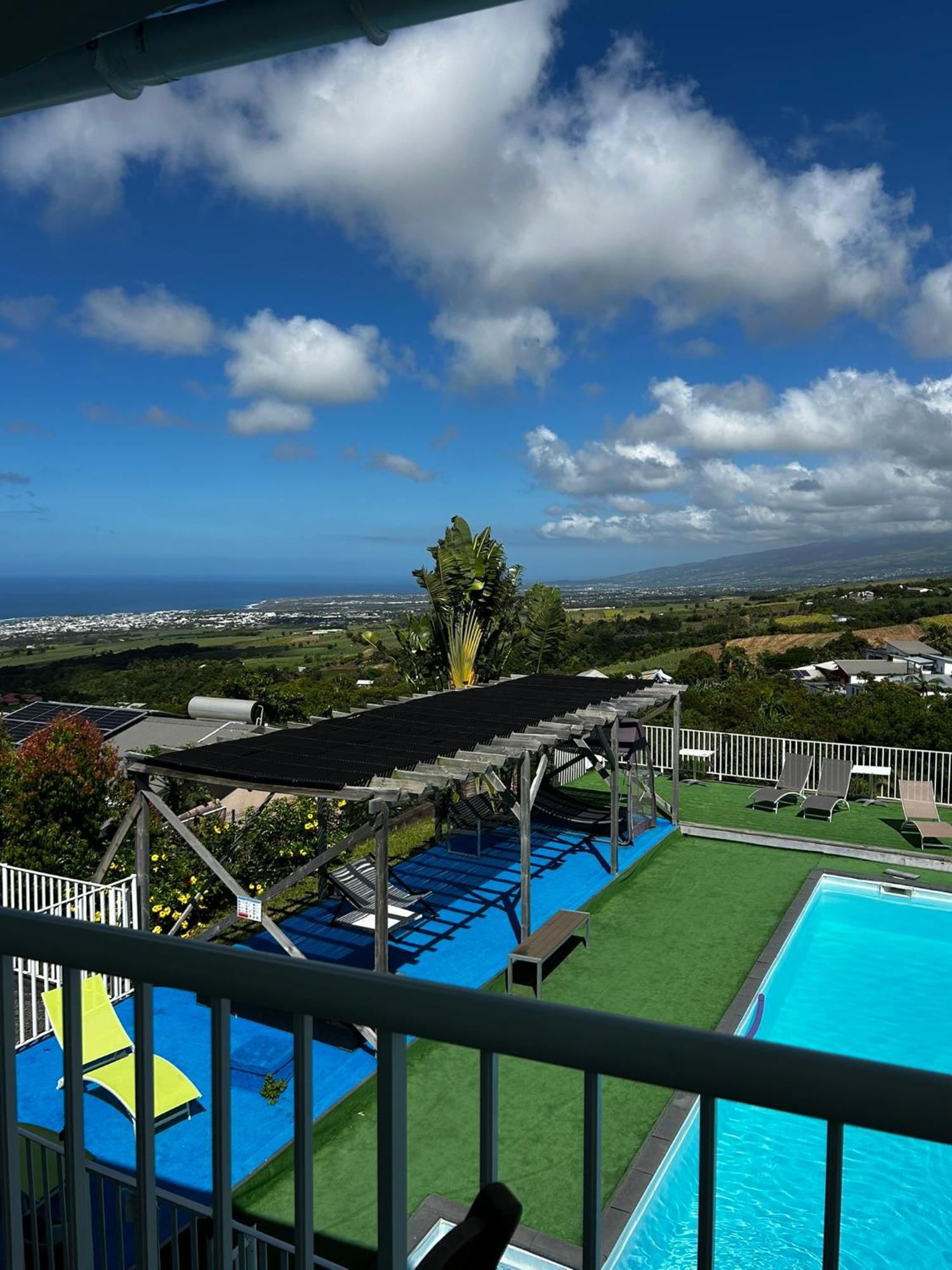Hotel Le Soleil Couchant Saint Pierre Eksteriør bilde